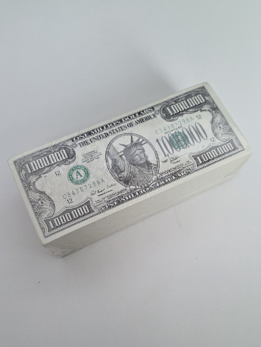Stack of Novelty One Million Dollar Bills - NWOT
